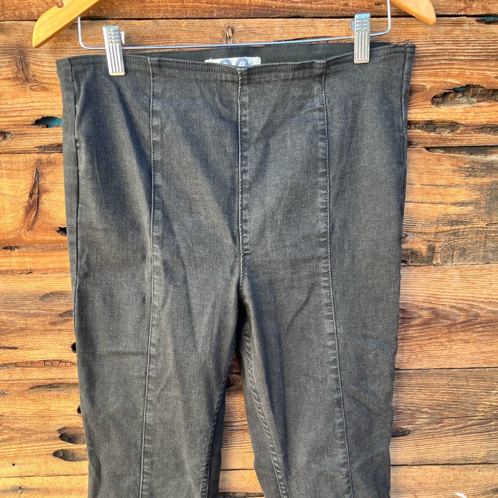 FREE PEOPLE | We The Free Black Flared Pants 30 - Picture 2 of 5